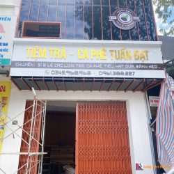 BẢNG HIỆU “TIỆM TRÀ CÀ PHÊ TUẤN ĐẠT”