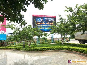 Bàn giao thi công 2 Pano Chuyển Đổi Số cho Huyện Mộ Đức