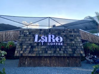 Bàn Giao Bảng Hiệu Quán LaRo Coffee – Ngọc Bảo Viên