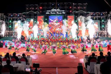 Sự Kiện Đón Giao Thừa Năm 2026 Quảng Ngãi Với Chủ Đề “Sắc Xuân Rạng Rỡ”