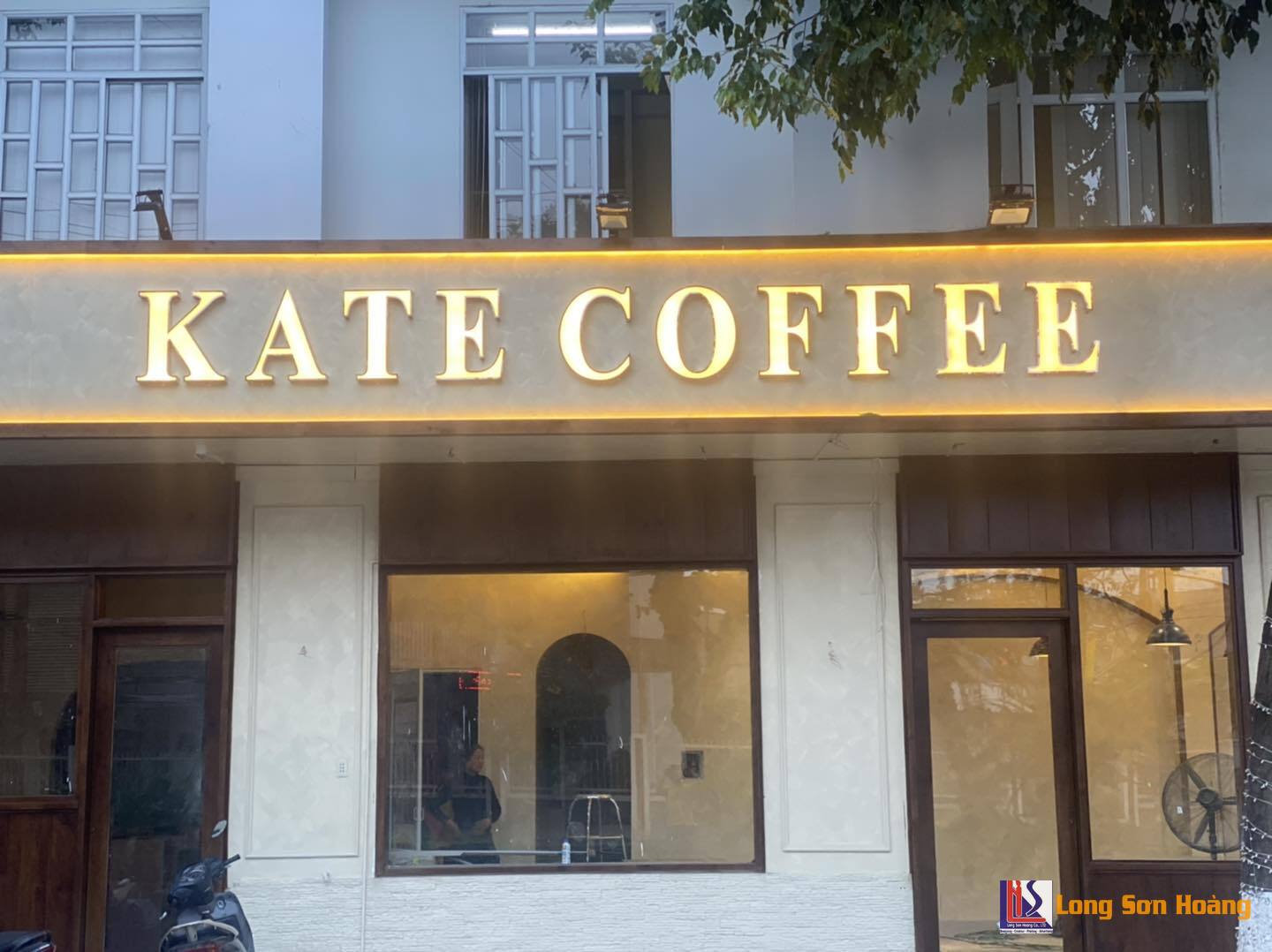 Diện mạo mới vô cùng ấn tượng của Kate Coffee – CN1