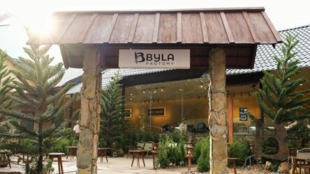 Bàn Giao Tiệm Trà Bánh Vô Cùng Ấn Tượng Byla Factory Coffee & Tea