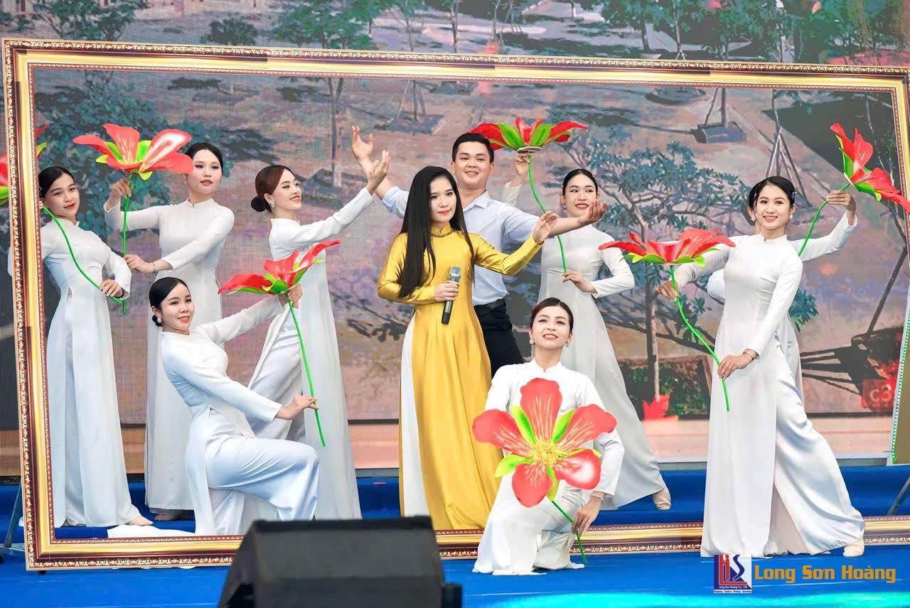 Lễ Kỷ Niệm 50 Thành Lập Trường THPT Số 1 Tư Nghĩa Lễ Kỷ Niệm 50 Thành Lập Trường THPT Số 1 Tư Nghĩa