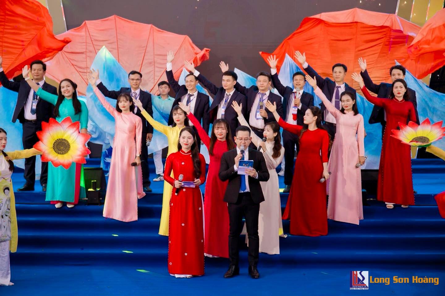 Lễ Kỷ Niệm 50 Thành Lập Trường THPT Số 1 Tư Nghĩa Lễ Kỷ Niệm 50 Thành Lập Trường THPT Số 1 Tư Nghĩa