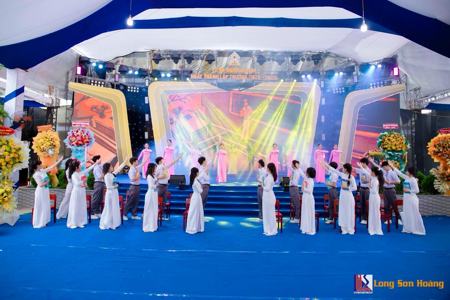 Lễ Kỷ Niệm 50 Thành Lập Trường THPT Số 1 Tư Nghĩa Lễ Kỷ Niệm 50 Thành Lập Trường THPT Số 1 Tư Nghĩa