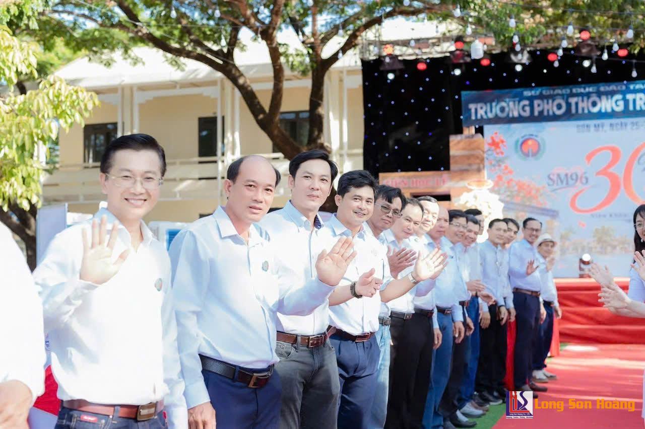 30 Năm Ngày Trở Về Trường PTTH Sơn Mỹ Khóa SM96 30 Năm Ngày Trở Về Trường PTTH Sơn Mỹ Khóa SM96